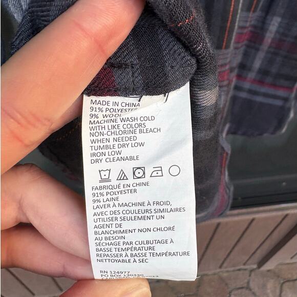 prAna Wool Blend Grey Maroon Plaid Pocket Button Down Flannel Shirt - L - Picture 9 of 10